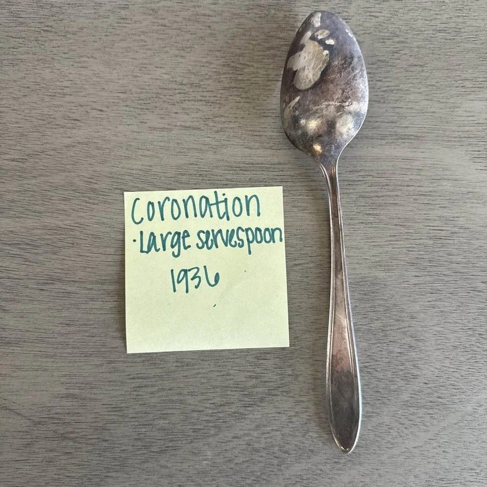Coronation 1936‎ Oneida Silverplate Large Serving Spoon Flatware 8.5